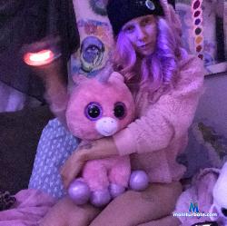 b00fykins stripchat livecam performer profile