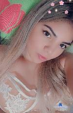 LauraRossii stripchat livecam show performer room profile