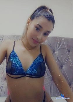 Taylor_Kim_ stripchat livecam performer profile