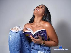 BonnieDior stripchat livecam performer profile