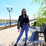 ShiningMoons stripchat livecam show performer room profile