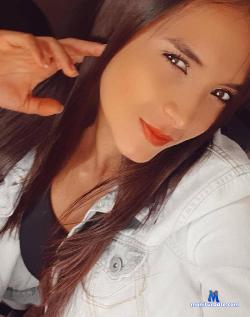 DominiqueBlue stripchat livecam performer profile