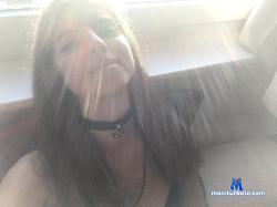 EmelieCrystal stripchat livecam performer profile