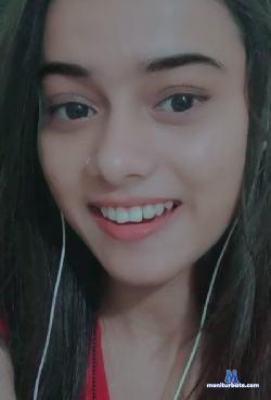 YoungCutiePie stripchat livecam performer profile