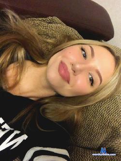 Lina_sweet_ stripchat livecam performer profile
