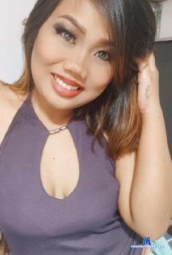 yourmorenabb stripchat livecam performer profile