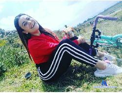 Kloe_25_ stripchat livecam performer profile