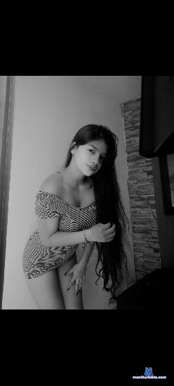 MaraGinsort stripchat livecam performer profile