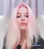 Julyana-love stripchat livecam show performer room profile