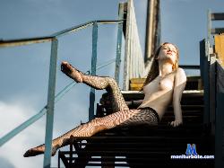 Liuba_Fox stripchat livecam performer profile