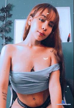 little_bitch2 stripchat livecam performer profile