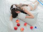 ThiNguyenn stripchat livecam show performer room profile