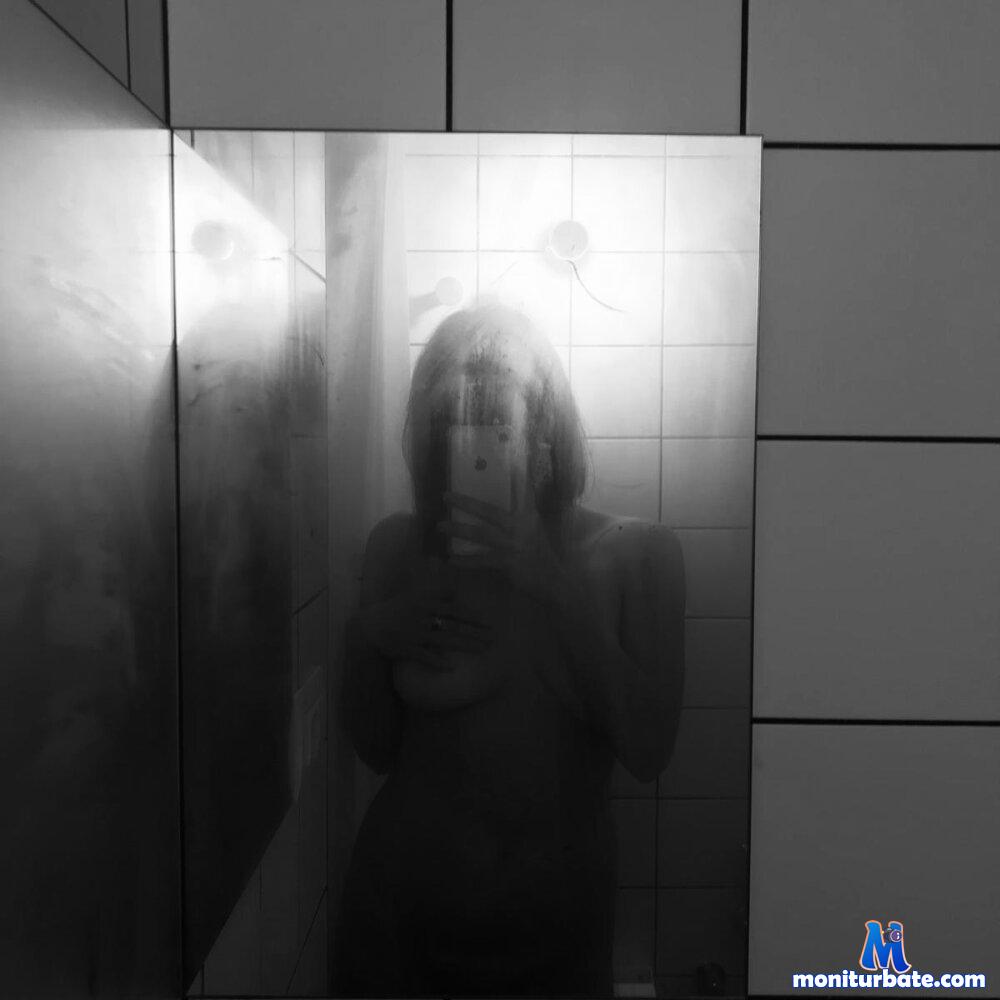 pandorassbox Stripchat performer girls age Young body Type Curvy mobile ethnicity White do Topless hair Color Black tag Language Italian auto Tag New private Price Eight