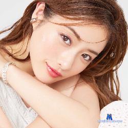 emilira stripchat livecam performer profile