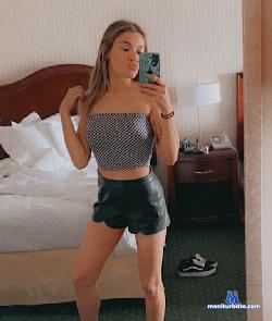 BaileyMia stripchat livecam performer profile