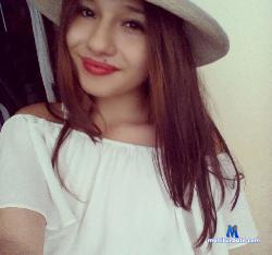 adara_ stripchat livecam performer profile