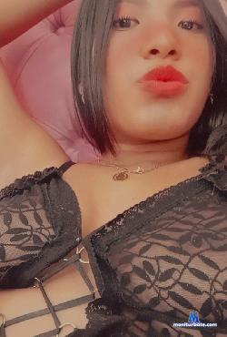NicolleRey stripchat livecam performer profile