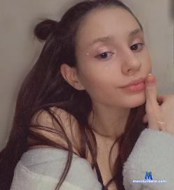 ARIANNA_KISS stripchat livecam performer profile