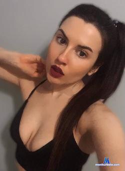 AmandRiv3 stripchat livecam performer profile