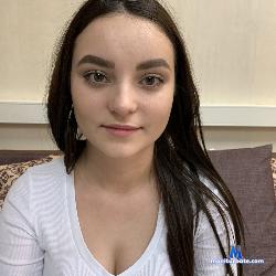 LaylaTinker stripchat livecam performer profile