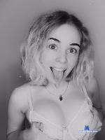 sexxyloves stripchat livecam show performer room profile