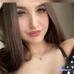 Cinderellaa1 stripchat livecam performer profile