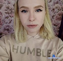 KattyWeeKsoul stripchat livecam performer profile