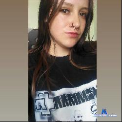 ellie_moon stripchat livecam performer profile