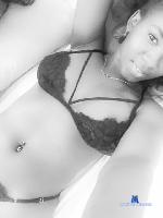 tyra_cruz stripchat livecam show performer room profile