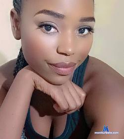KikiBlaze01 stripchat livecam performer profile