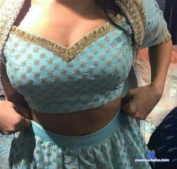Aakriti_1 stripchat livecam performer profile