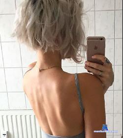Pinkys_ stripchat livecam performer profile