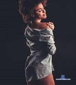 Sarah_la_Queen stripchat livecam show performer room profile
