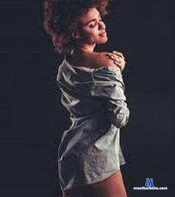 Sarah_la_Queen stripchat livecam performer profile