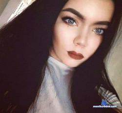 _Kisonka_ stripchat livecam performer profile