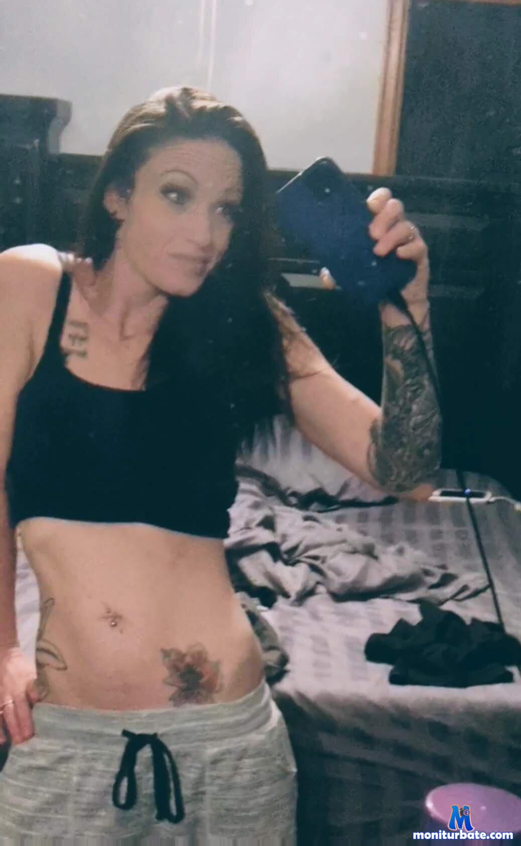 weRbreNdee Stripchat performer
