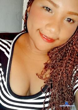 lilly_11 stripchat livecam performer profile