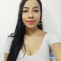 delis_luxiii stripchat livecam performer profile