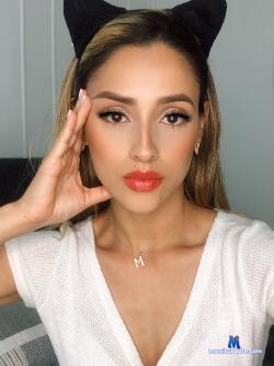 alliqueen stripchat livecam performer profile