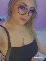 Miajaraxxx stripchat livecam show performer room profile