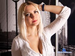 EliseKiss stripchat livecam performer profile