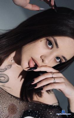 TrishaStarr stripchat livecam performer profile