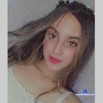 Laura_Love_ stripchat livecam show performer room profile