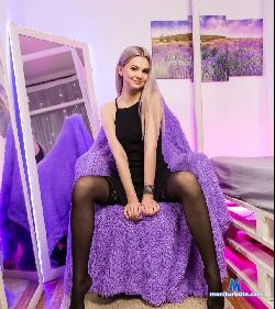 mollydeep stripchat livecam performer profile