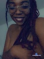 KelliKash stripchat livecam show performer room profile