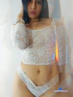 LUCY_PEACH stripchat livecam show performer room profile