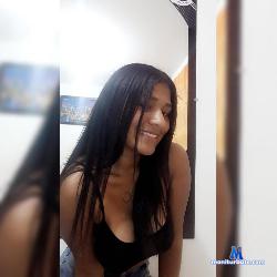 little_thalia stripchat livecam performer profile