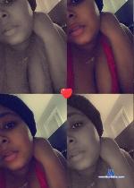 AdoreMonaa stripchat livecam show performer room profile