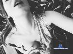 JulieJu stripchat livecam show performer room profile