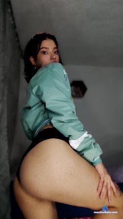 whiiteraven stripchat livecam performer profile
